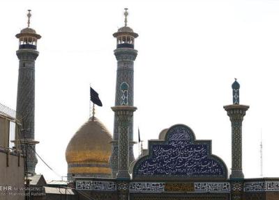 پرچم گنبد امام حسین(ع) برفراز حرم عبدالعظیم(ع) برافراشته می گردد