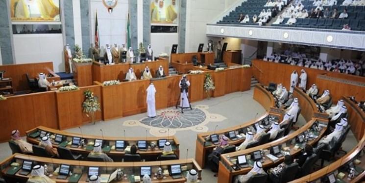 اخوان و سلفی های کویت دو کرسی خود در مجلس را از دست دادند