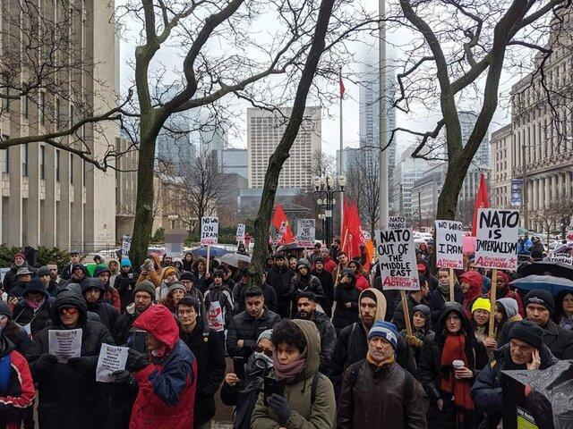 تجمع معترضان کانادایی در اعتراض به تحریم های آمریکا علیه ایران