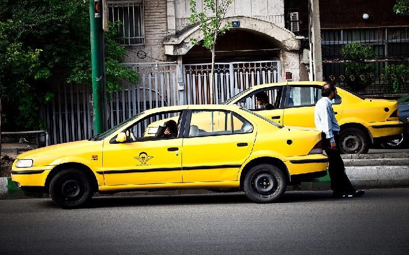 درآمد رانندگان تاکسی در امارات 17 برابر ایران است