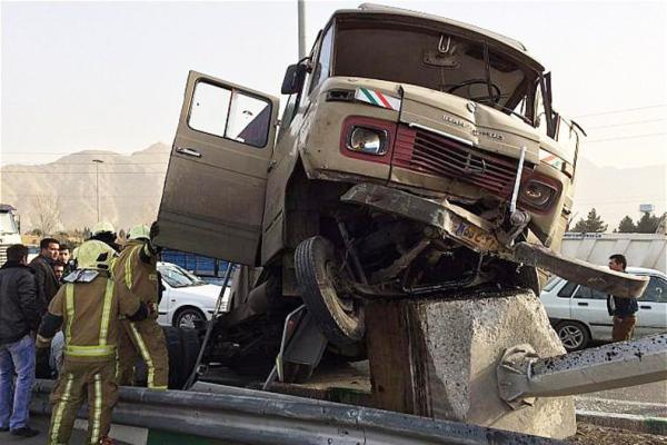 حادثه دیگر برای سربازان ارتش؛ واژگونی خودروی حامل سربازان در نوشهر