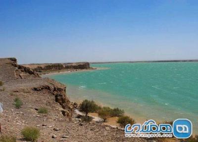 دریاچه چاه نیمه یکی از جاذبه های دیدنی سیستان و بلوچستان است