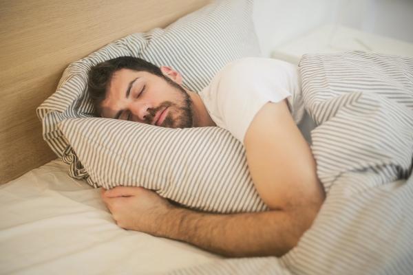 5 روش ساده، اما مؤثر برای چربی سوزی در خواب